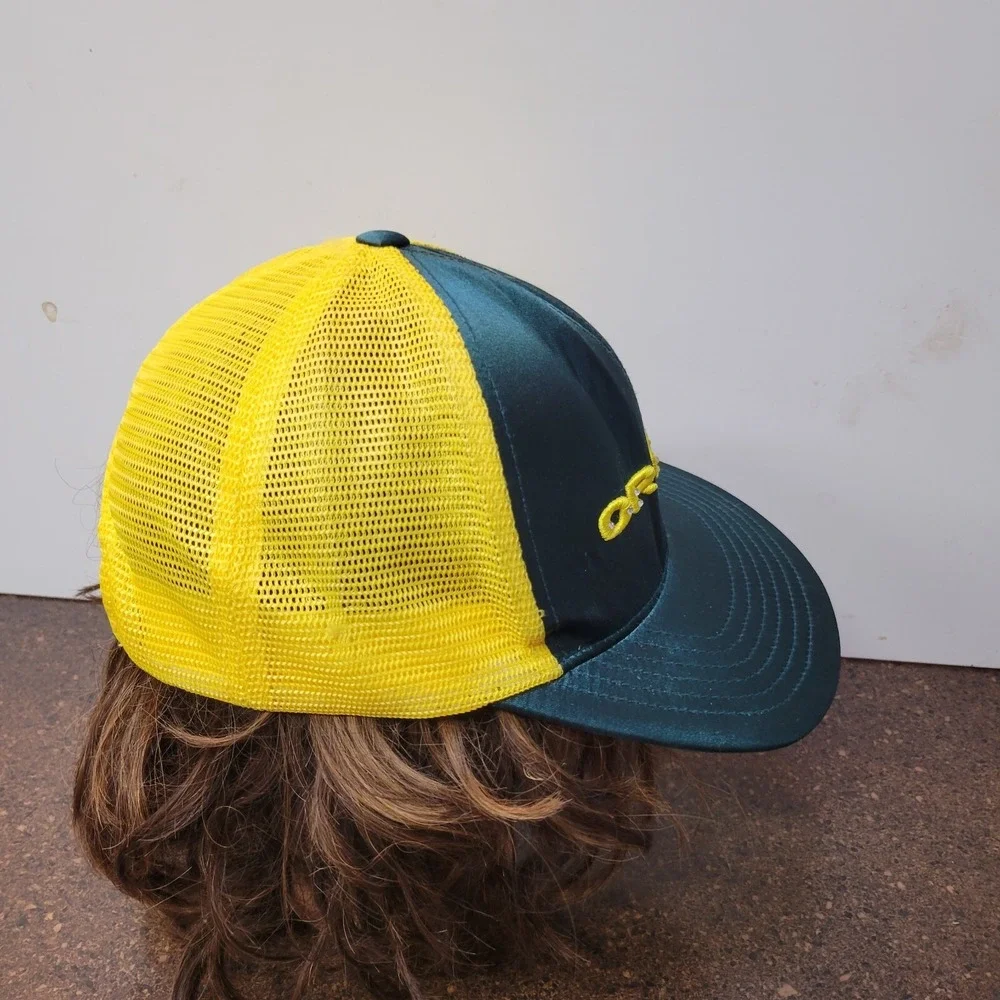 NFL Oregon Ducks Top of the World Trucker Hat Womens One Size Green Yellow